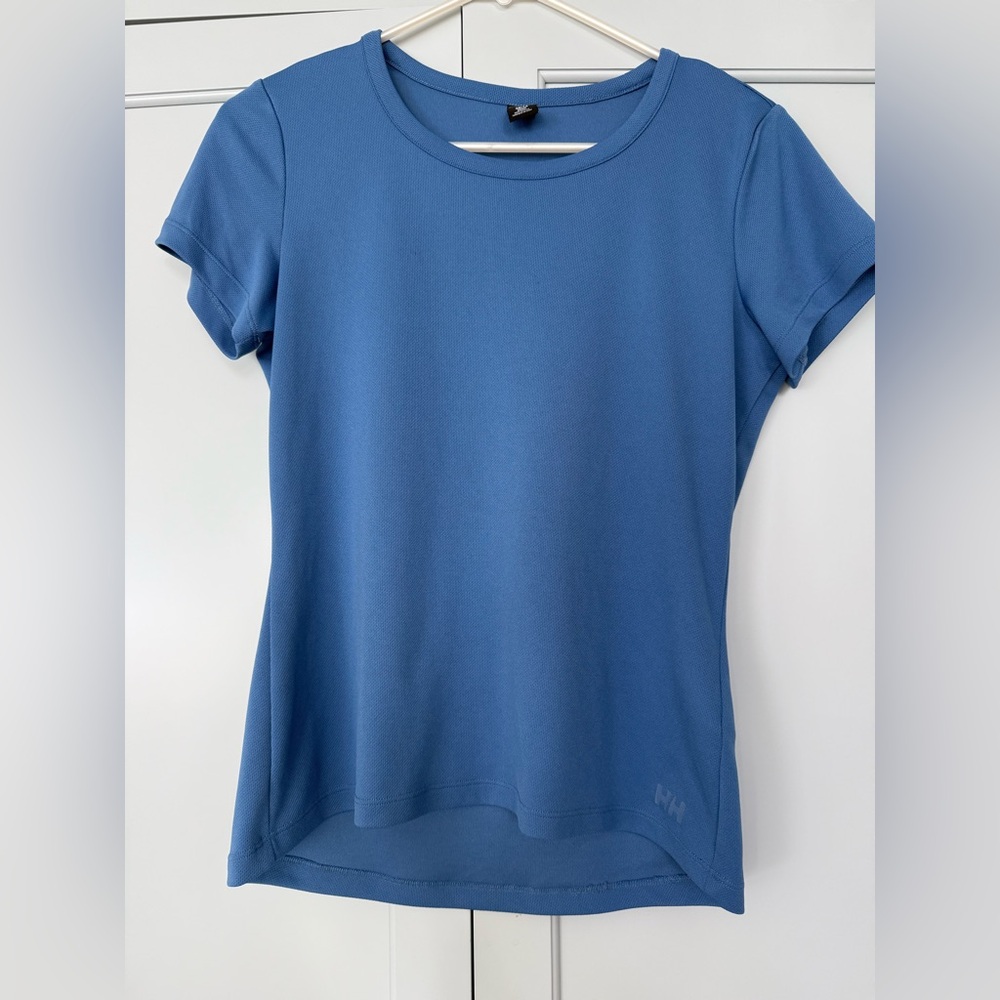 Helly Hansen Classic Blue Short‎ Sleeve Tee small layer Athleisure
